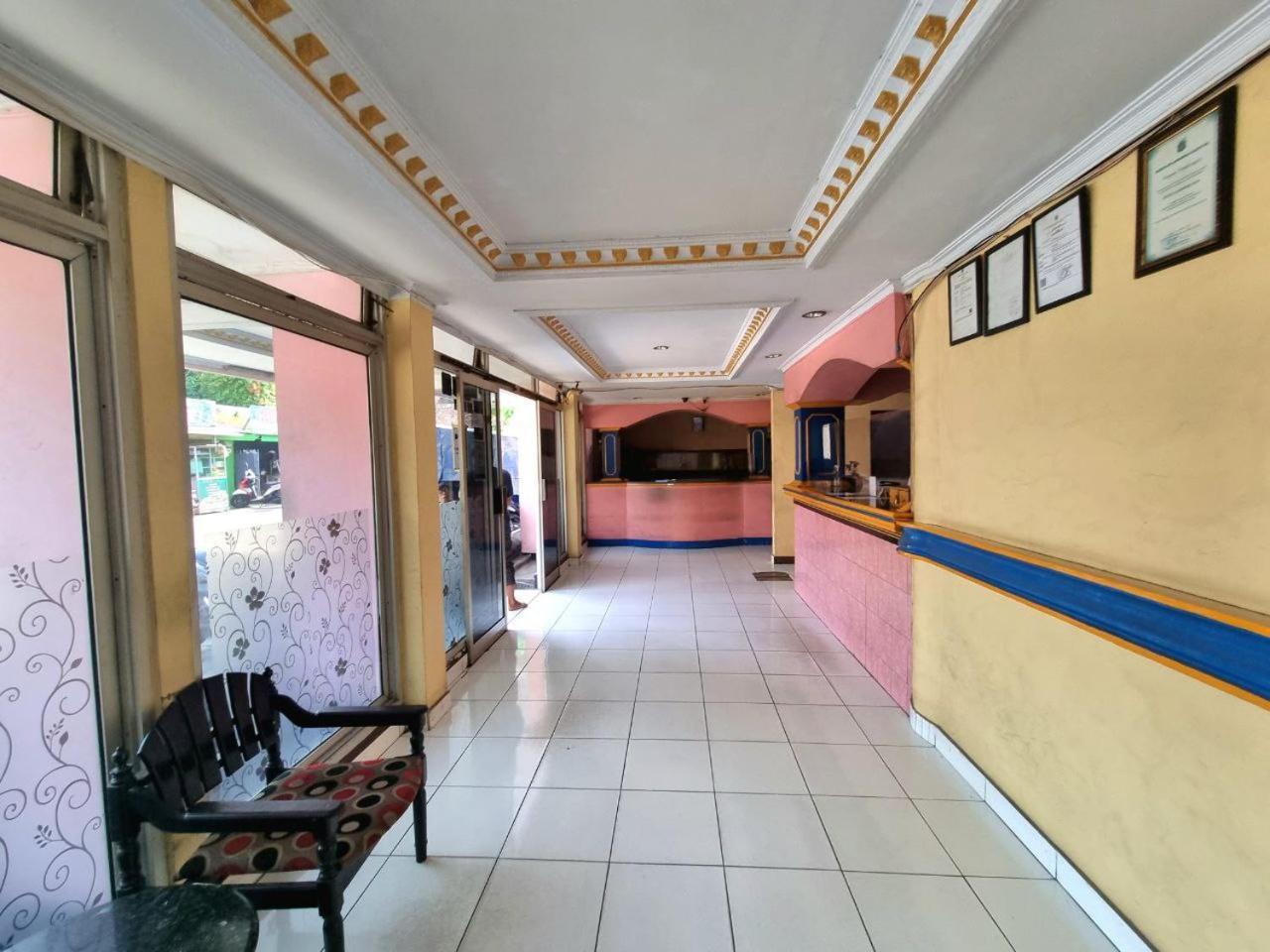 Hotel Harapan Jaya Jakarta Exterior foto
