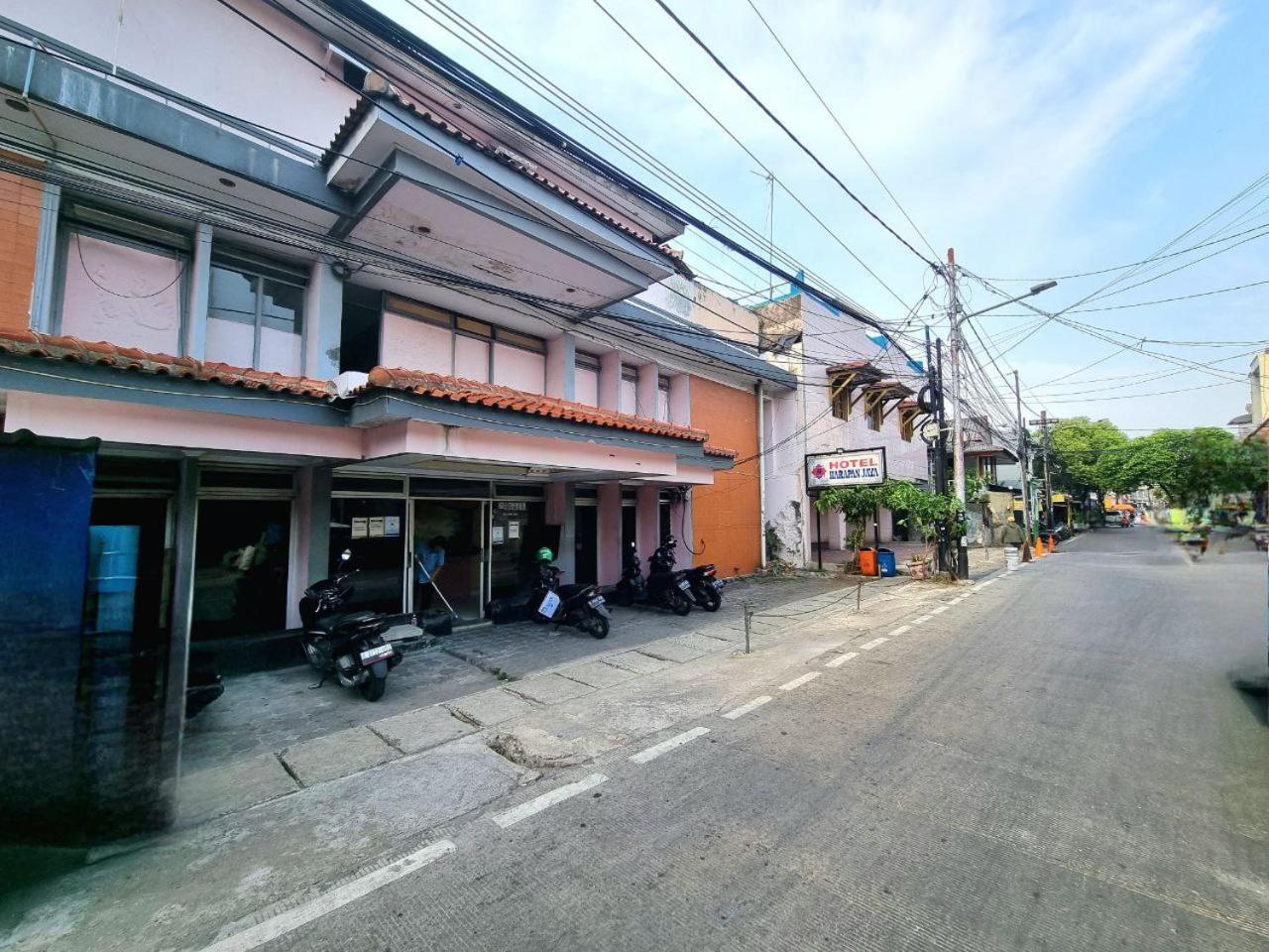 Hotel Harapan Jaya Jakarta Exterior foto